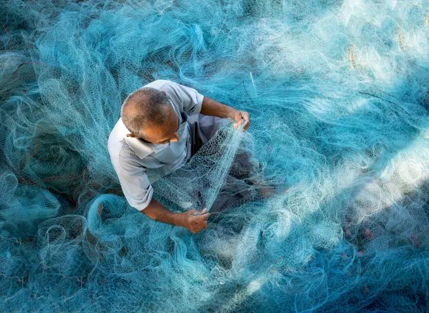 fishing_man_net