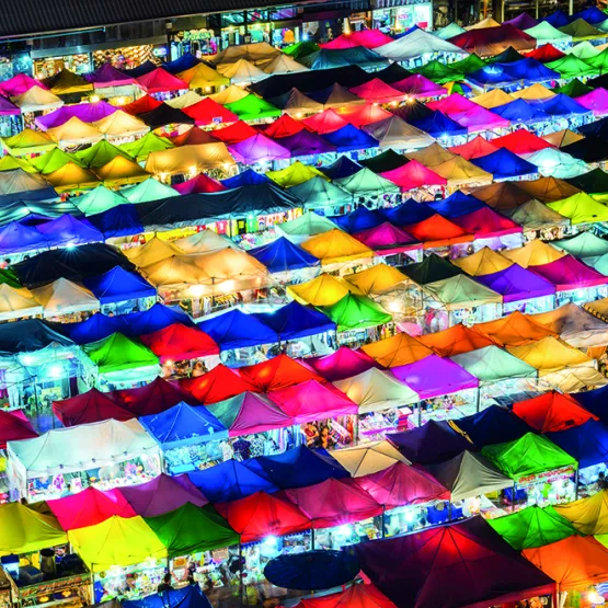 market-stalls-lights-colours