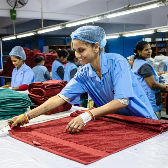 women_factory_workers_gender
