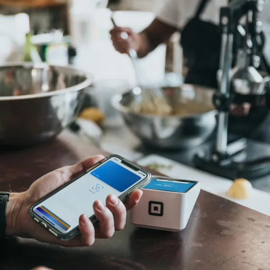 digital-compact_mobile_phone_payment