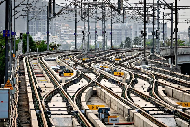 tracks-train-directions-switch