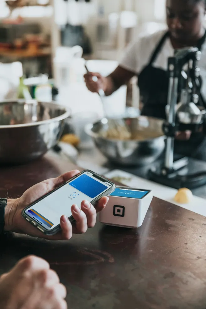 digital-compact_mobile_phone_payment