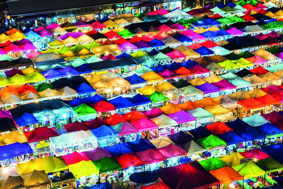 market-stalls-lights-colours