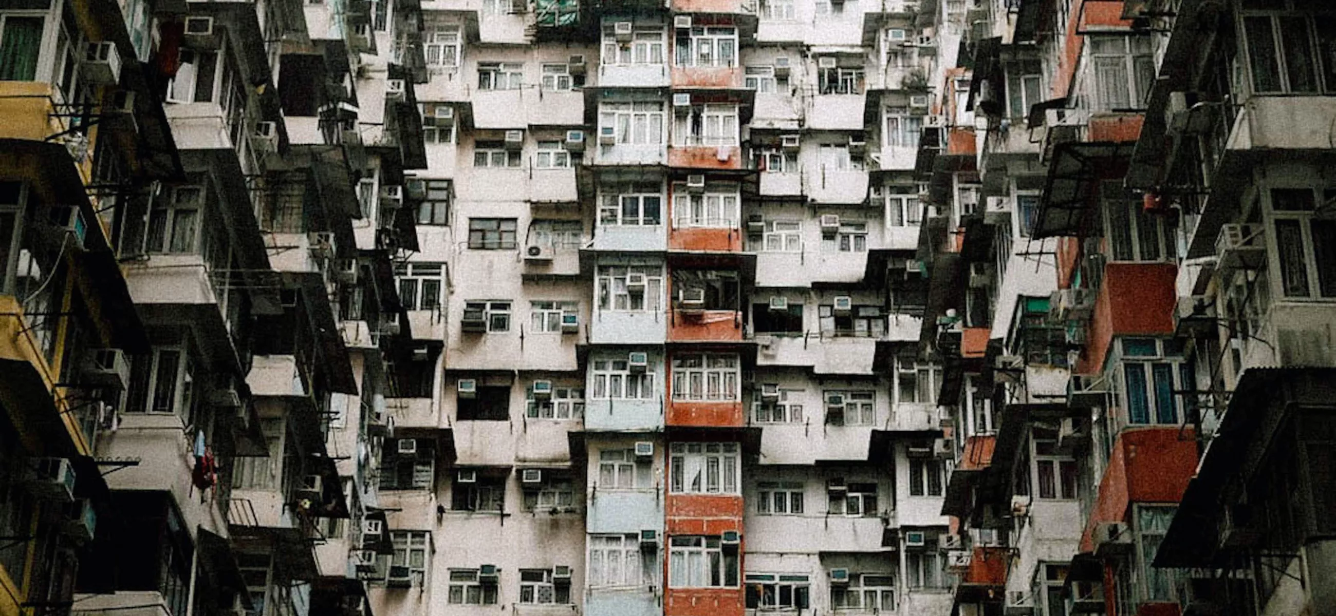 high_rise_sky_scraper_city